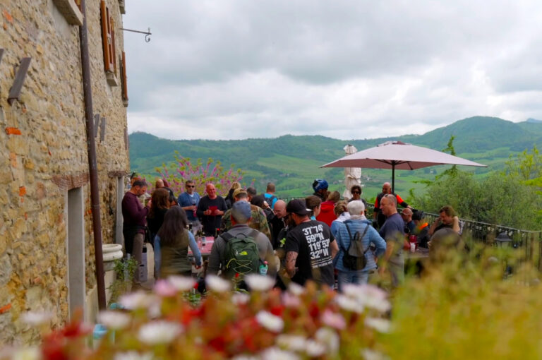 Passi e parole di vino Montesasso h