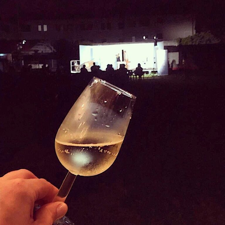 un calice a teatro